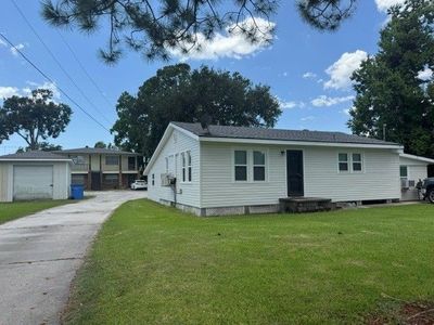 220 Southeast Blvd