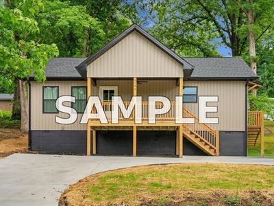 643 Crabapple Dr NW
