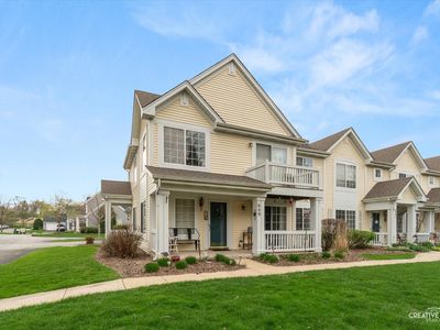 649 Lincoln Station Dr #1302
