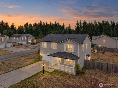 Property at 301 Easy St SE, Rainier, WA