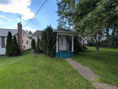 21 John St
