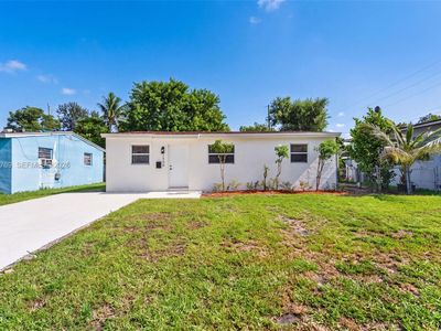 1583 NE 152nd St