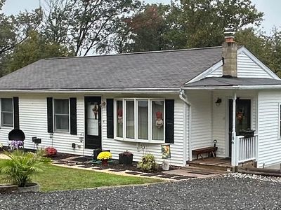 106 Hillview Rd