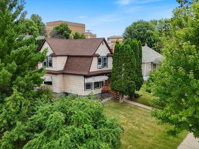 403 Cole St