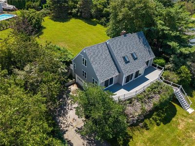 32 J H Dwyer Dr