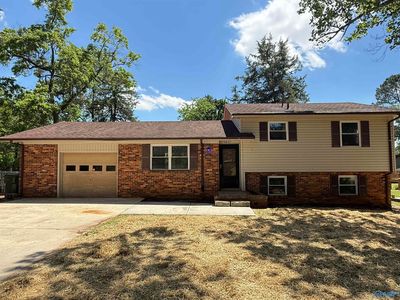 3807 Grizzard Rd NW