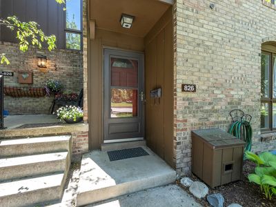 826 Earhart Rd