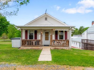 255 W Coyner Ave