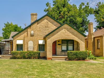 3237 NW 22nd St