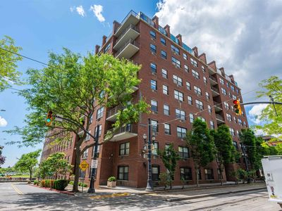 1 Greene St APT 312