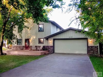 2119 Middle Haven Dr