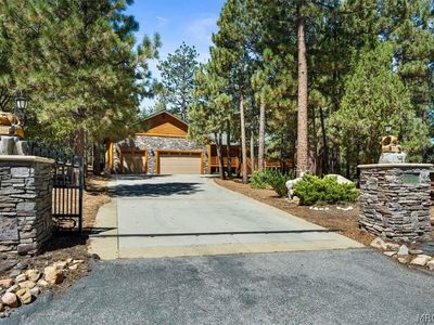613 Cedar Glen Dr