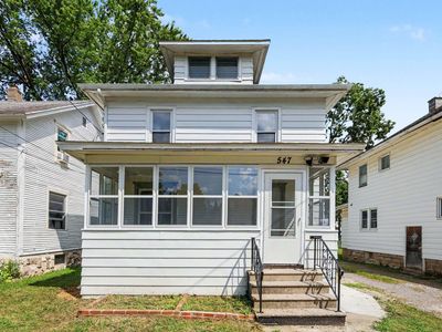 547 N Pleasant St