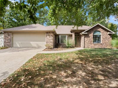 36 Eaton Cir