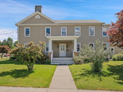 40 Grandview Avenue