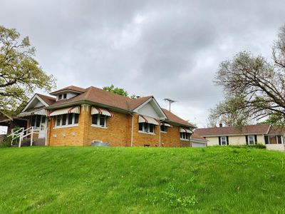 25 W 43rd Ave