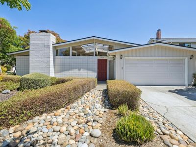 5573 Bigoak Dr