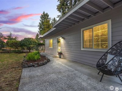 2749 Parkway Drive W