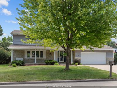 1330 N Briarcliff Dr