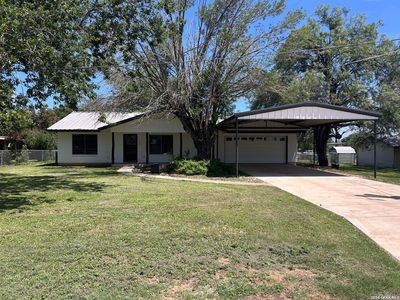 506 Magnolia