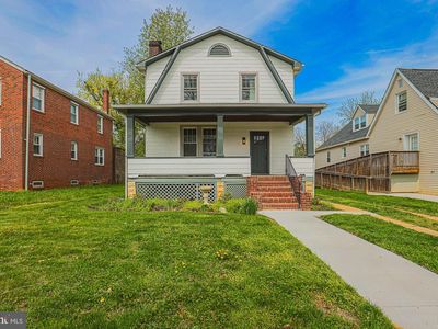 3916 W Strathmore Ave
