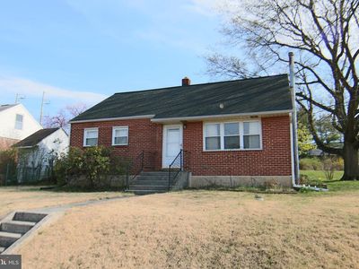 22 Carolyn St