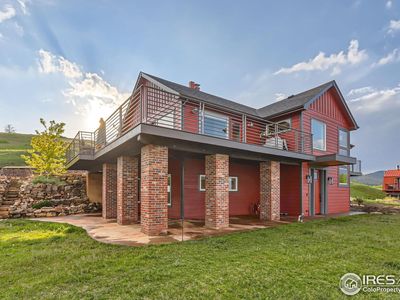 8241 N Foothills Hwy