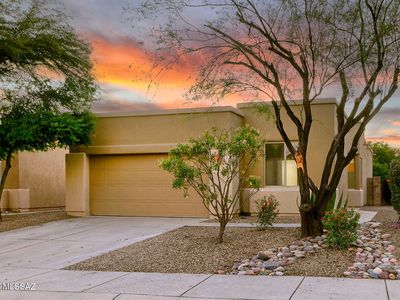 8546 N Sunny Rock Ridge Dr