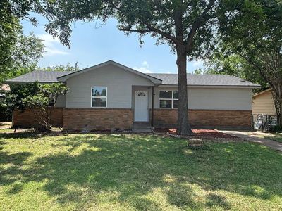 3910 Cynthia Ln