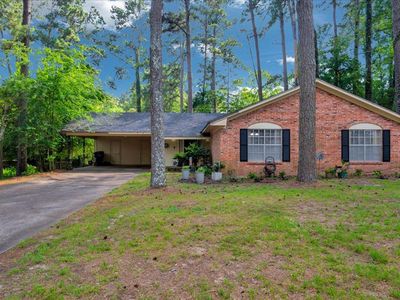 1804 E Austin St
