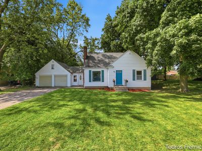 3372 Evert St NW