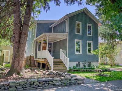 313 Center St