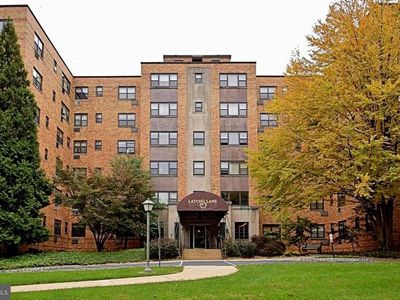 40 Old Lancaster Rd APT 215