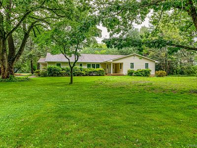 8 Woodvale Drive