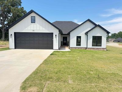 3101 Lynn Dr