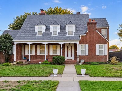 605 N Main St