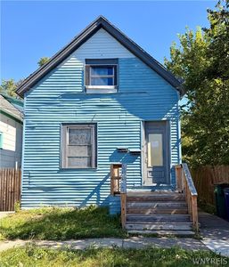 239 Gorton St