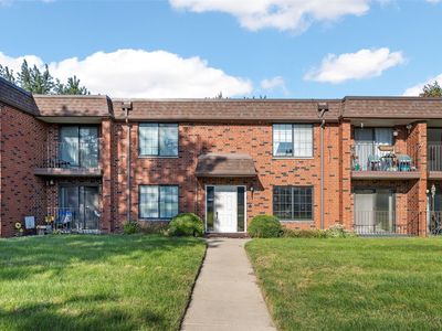 5711 Golden Ct NE APT 36
