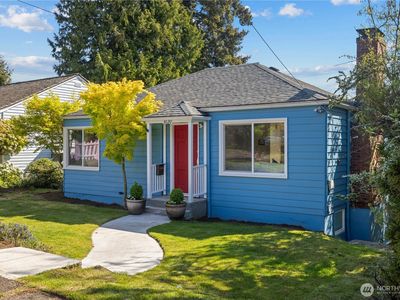 3020 36th Avenue W