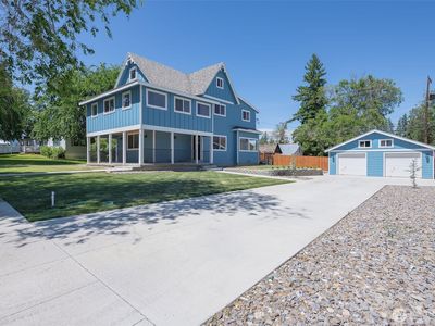 209 W Ash Street