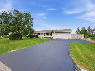 6058 Lora Ln