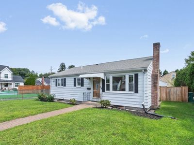 37 Kenmore Rd