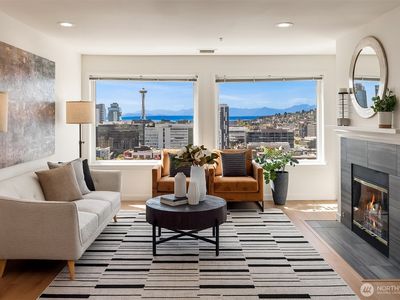 420 Melrose Avenue E #902