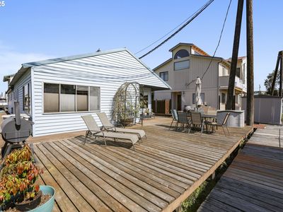 331 NE Bridgeton Rd Slip 7