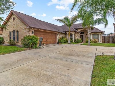 4521 S Hummingbird Ct