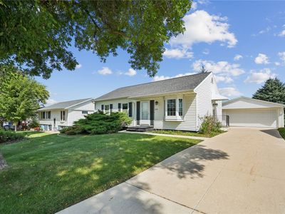 3341 Dunham Dr SW