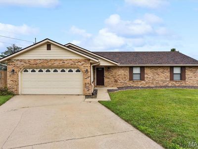 737 Deerfield Dr