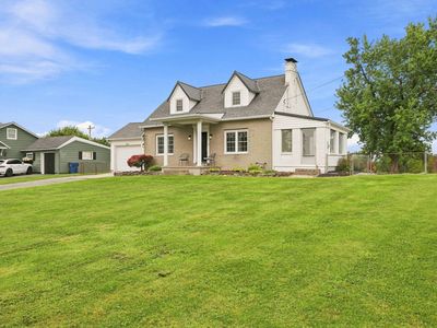 232 Sunset Dr