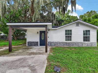 925 Adrian Ct
