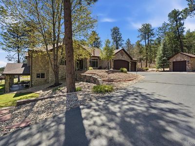 4680 Mohawk Drive